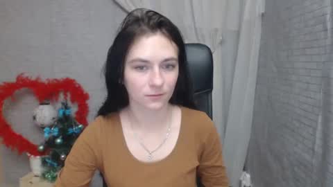 monakali online show from December 16, 7:04 am