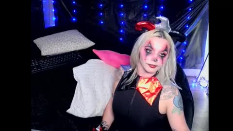 Snapshot of monica_lily chatting on October 27, 2:50 pm Monica online show from October 27, 2:50 pm