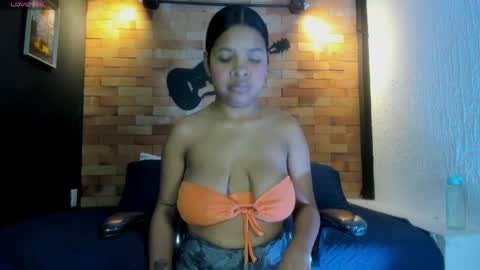 monica_robles_ online show from April 30, 4:50 am