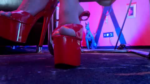 Monika online show from February 12, 1:04 pm