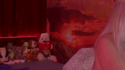 Monika    online show from February 14, 4:37 am