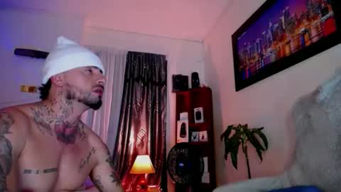 monnojones online show from February 6, 7:12 am