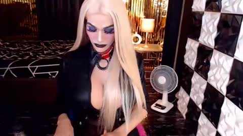 MEDUSA online show from April 3, 2:35 pm