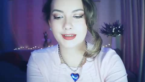 moodiemira online show from October 9, 9:53 pm