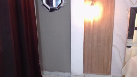 moon_and_fire_ online show from February 4, 6:17 am