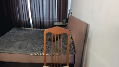 Zoe online show from March 31, 2:17 pm