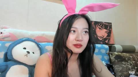 Moony  online show from October 13, 3:47 pm