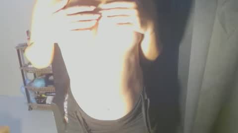 moon online show from January 8, 5:19 pm