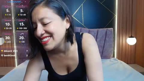 Moriah online show from March 9, 12:32 pm