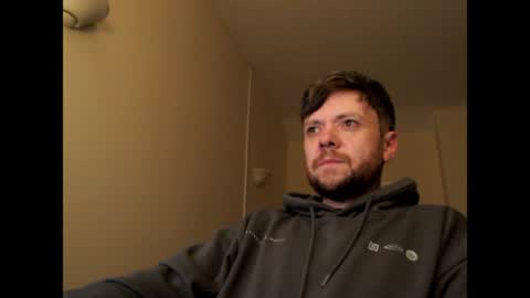 moveable online show from April 22, 7:43 pm