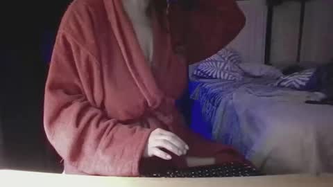 moxxxieg online show from March 16, 11:36 am