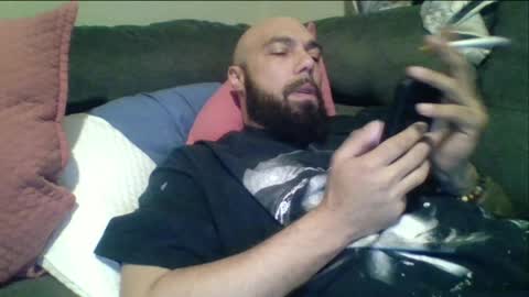 Mr8 online show from April 5, 1:13 am