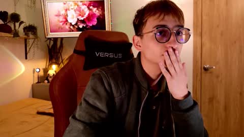 Mr Evans online show from January 12, 5:09 pm