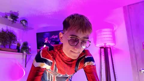 Mr Evans online show from December 18, 6:14 pm