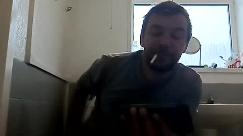 Snapshot of mr_i_ chatting on February 23, 11:11 am mr_i_ online show from February 23, 11:11 am