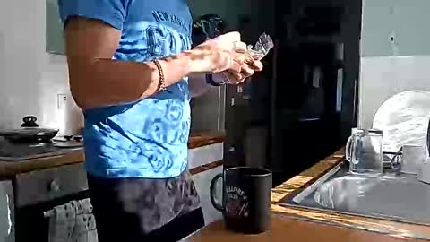 Snapshot of mr_i_ chatting on February 6, 11:31 am mr_i_ online show from February 6, 11:31 am