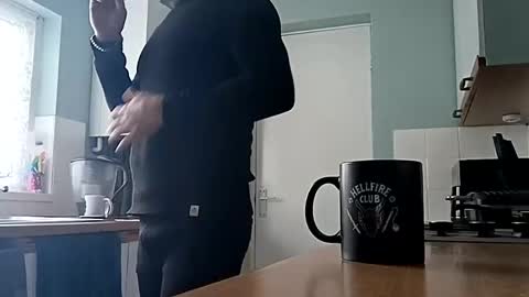 Snapshot of mr_i_ chatting on January 20, 11:24 am mr_i_ online show from January 20, 11:24 am