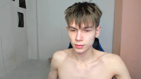 Makentoshi online show from February 18, 6:59 am