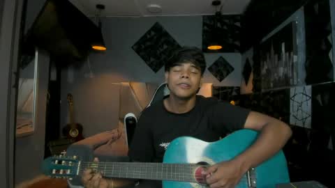 mr_mois online show from May 16, 6:21 am