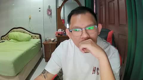 mr_thick89 online show from October 31, 9:21 am