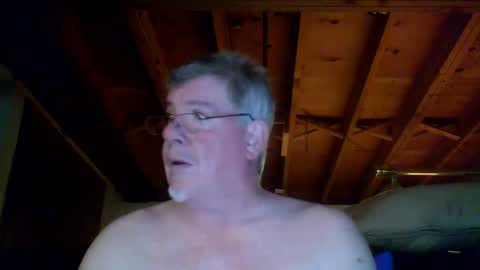 mrblade666 online show from October 5, 1:19 pm