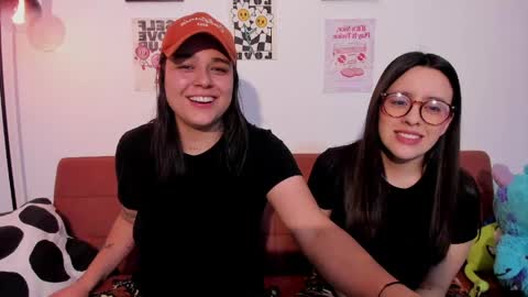 Laura online show from April 28, 5:56 am