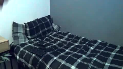 mrengland86566 online show from March 14, 10:03 pm