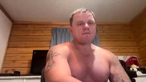 mrhandsome_1 online show from December 2, 2:43 am