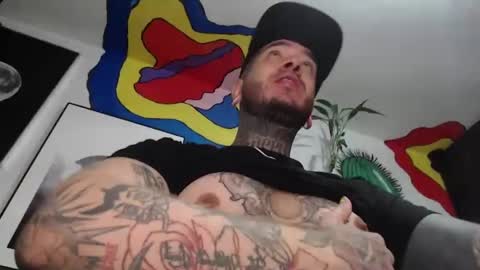 Snapshot of mrmanny__ chatting on January 1, 3:13 am mrmanny__ online show from January 1, 3:13 am