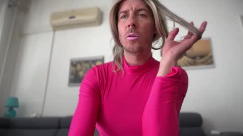 TaleOfLaura online show from March 15, 8:07 am