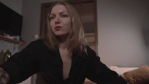 Lore online show from December 19, 8:23 pm