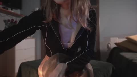 Lore online show from February 23, 8:11 pm