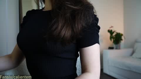 Your M online show from April 3, 1:51 pm