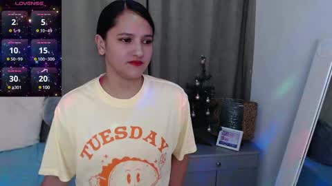 Valentina  online show from December 27, 11:53 pm