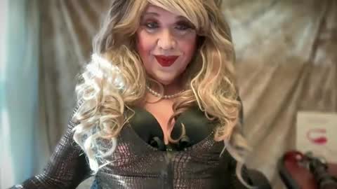 mskarentoy online show from July 25, 9:46 pm