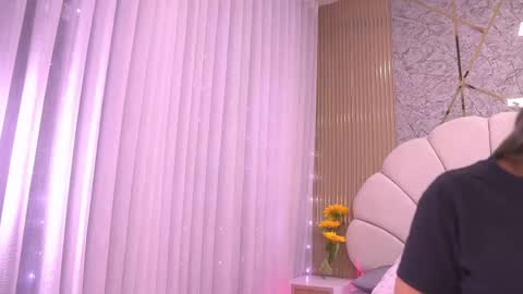 Manuela  online show from April 1, 3:07 am