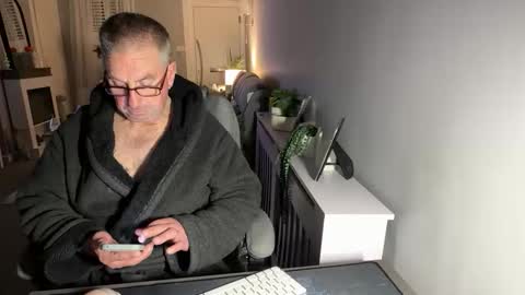 mtb1697 online show from January 5, 9:18 pm