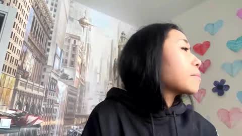 Mia online show from March 13, 3:54 am