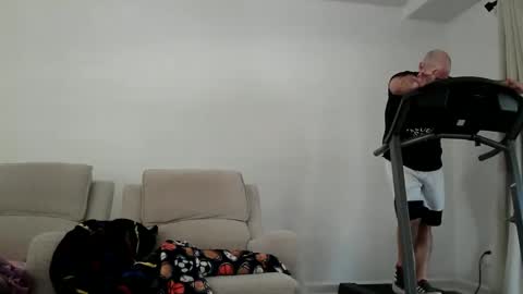 Bearded online show from April 10, 12:21 pm