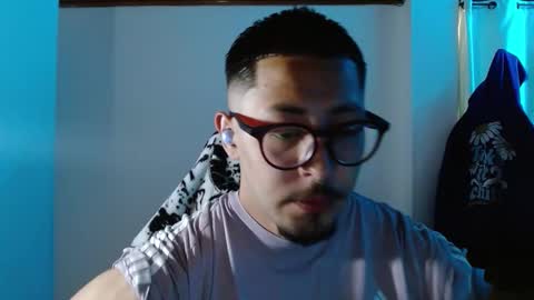 David Big online show from January 13, 8:05 pm