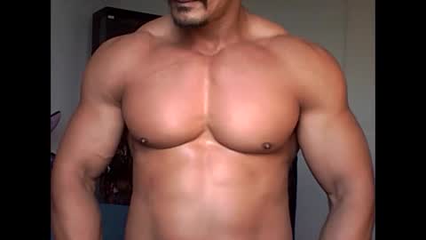 muscleoss online show from January 30, 2:47 pm