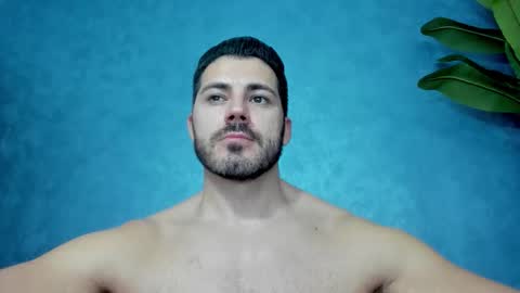 muscularmaster onlyfans online show from October 27, 11:05 pm