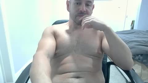 Maximus online show from January 5, 5:27 pm