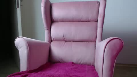 Naughty Rassell online show from December 5, 4:27 pm