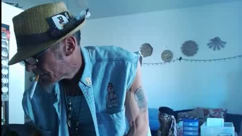 Snapshot of mycock4u247 chatting on March 4, 7:11 pm LA MARIPOSA DE MARICOPA online show from March 4, 7:11 pm