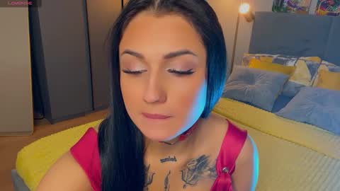 Hecate online show from November 28, 11:39 am