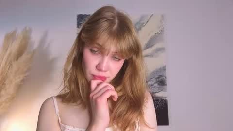 Snapshot of myismira chatting on October 20, 4:39 am Mira online show from October 20, 4:39 am
