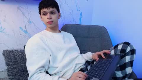 Mykel   online show from December 4, 3:22 pm