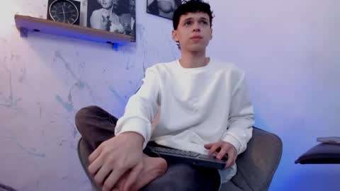 Mykel   online show from October 14, 3:15 pm