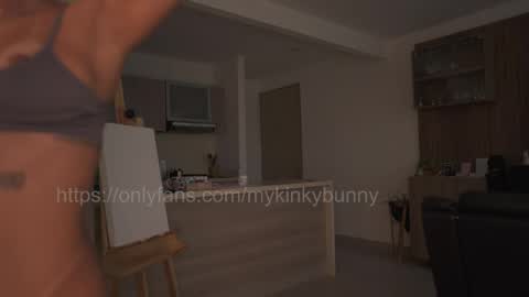 jacke BUNNY online show from April 28, 10:25 pm